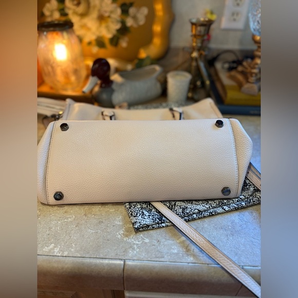 Rebecca Minkoff Pink Crossbody Bag with Adjustable Strap NWOT w dust bg - Picture 14 of 16